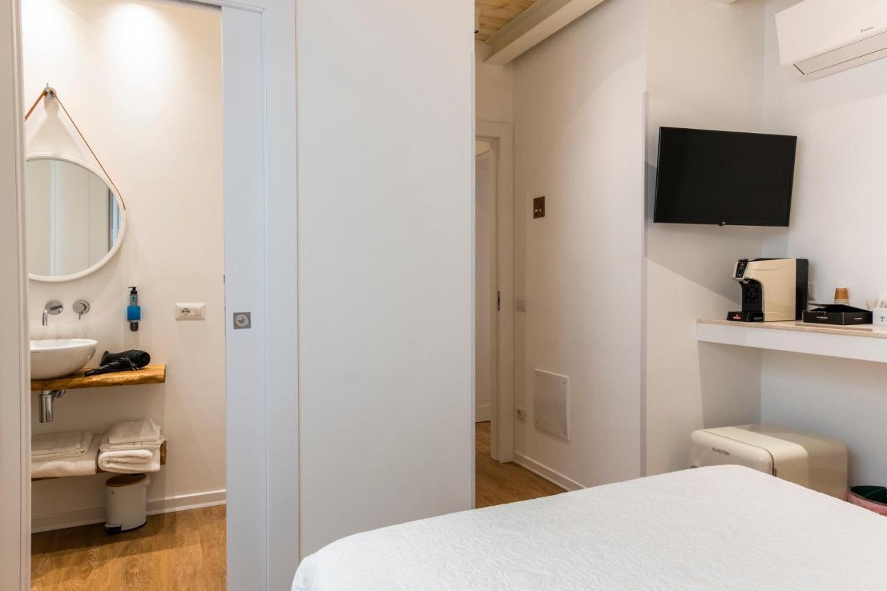 In Centro Da Viola - Eco Design Rooms 奧爾比亞 外观 照片
